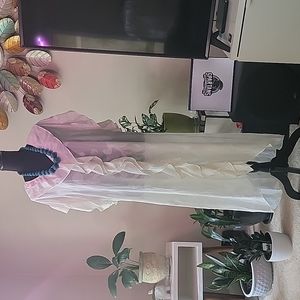 H&M Dress Women's XS Cream Cover-Up Maxi V-Neck Ruffled Accents Asymmetrical